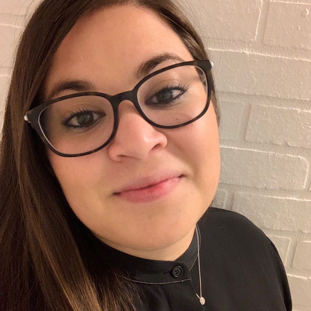 Meet your Posher, Christina